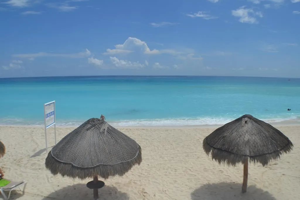 Brisas 10 Beachside Suites Cancún 0*,  Mexique